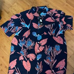 Quicksilver XL button down shirt NWT